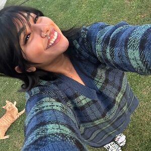 Meet your Posher, Aly